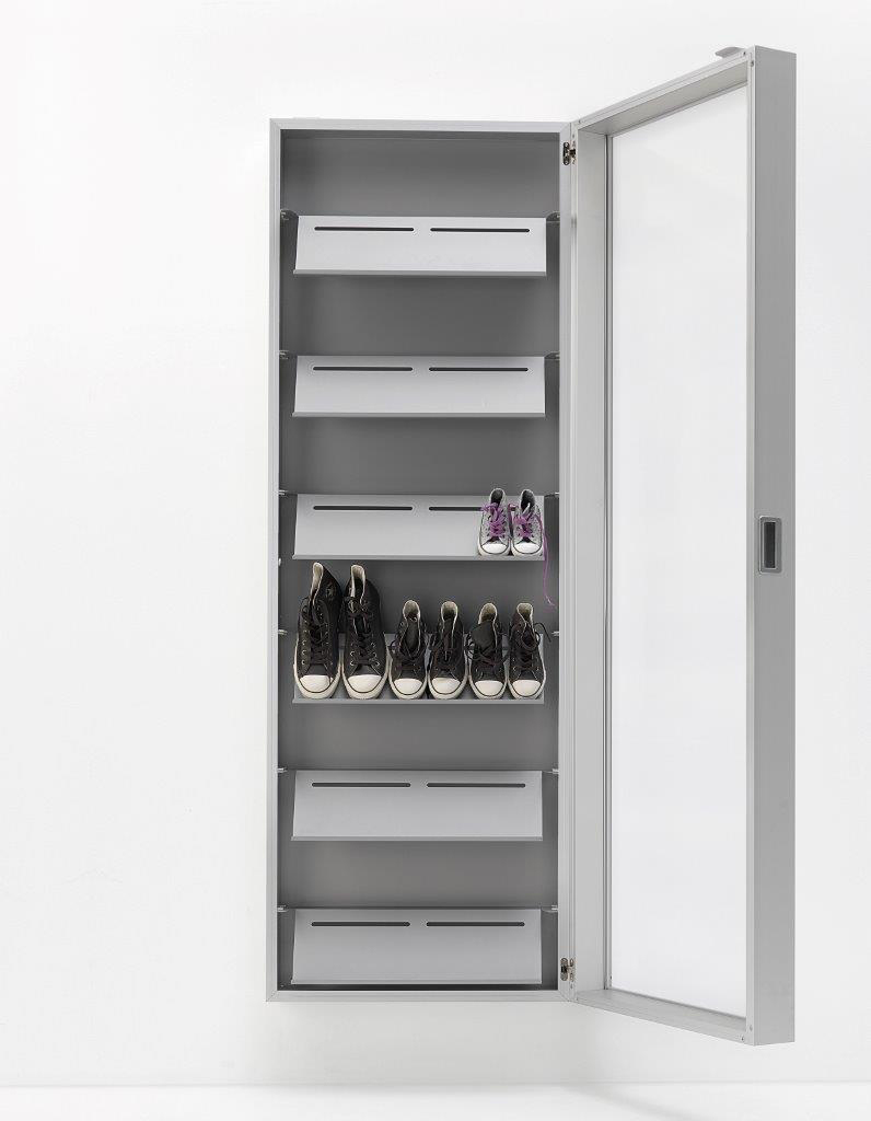 Shoe closet with online mirror