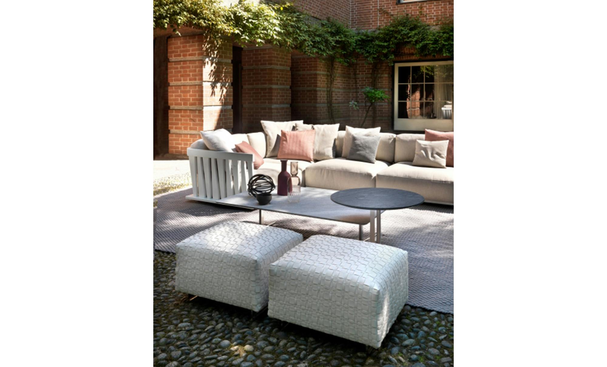 Bangkok Outdoor ottoman by Flexform Fanuli Furniture