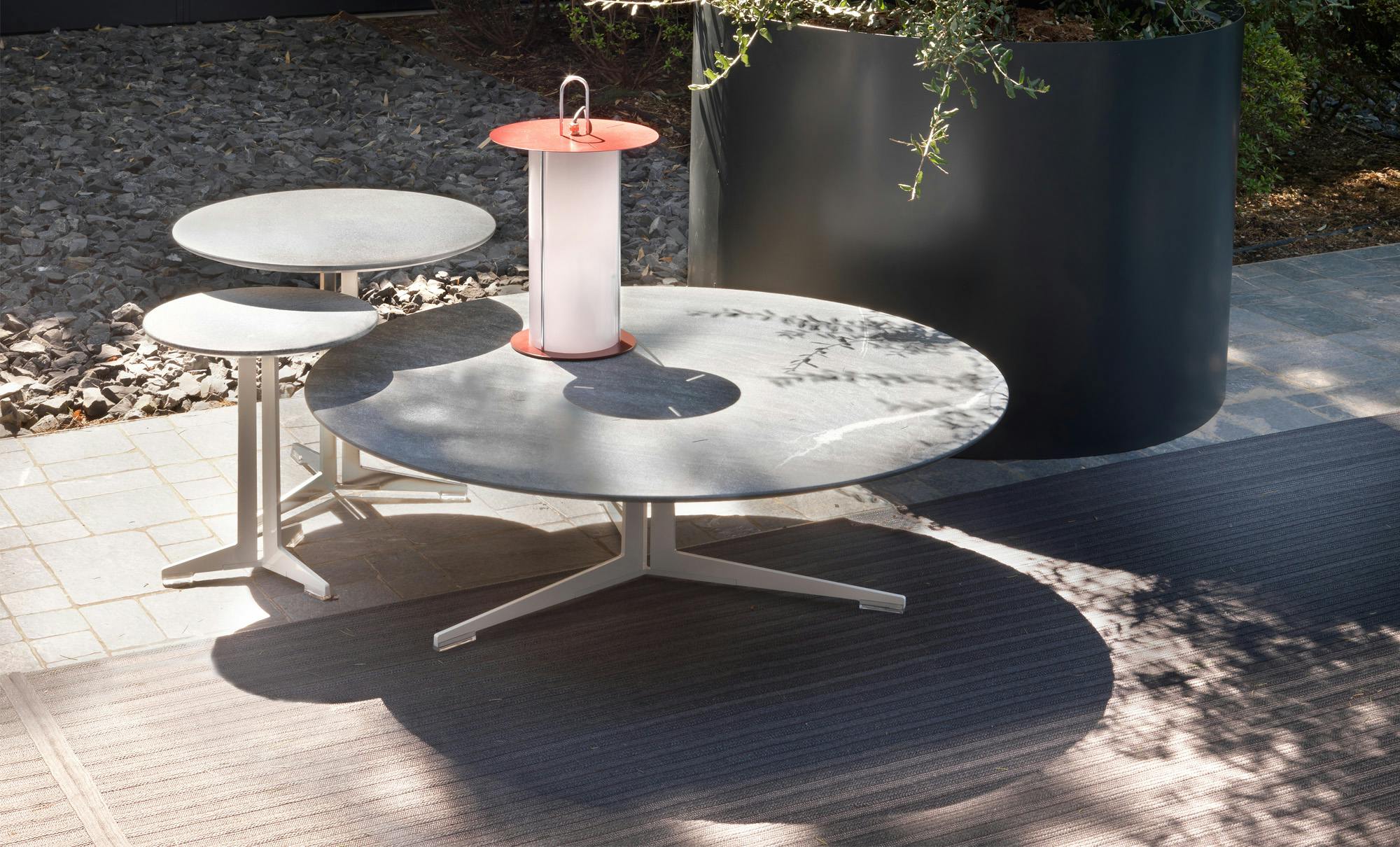 Outdoor Coffee and Side Tables