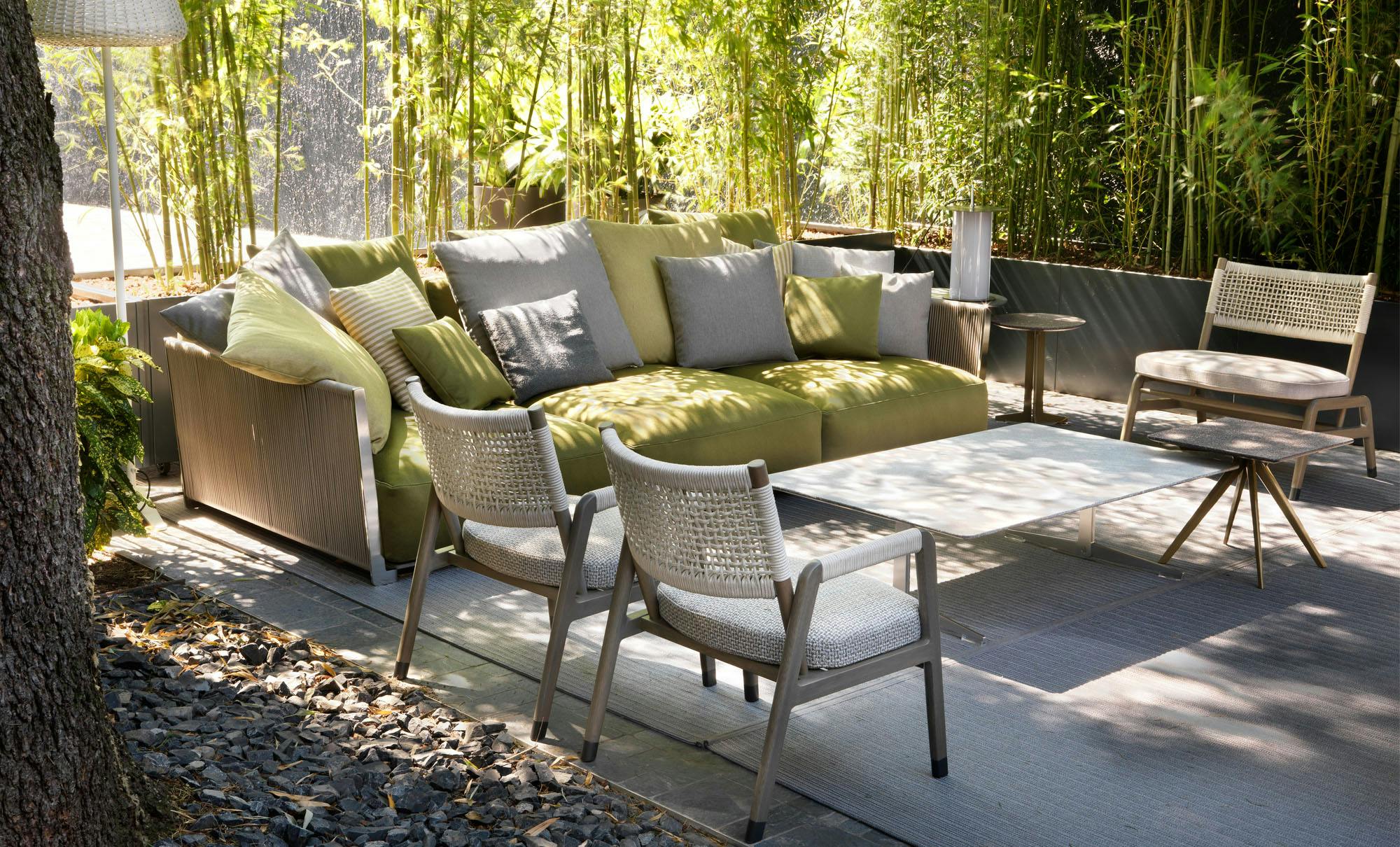 Outdoor Sofas | Ottomans
