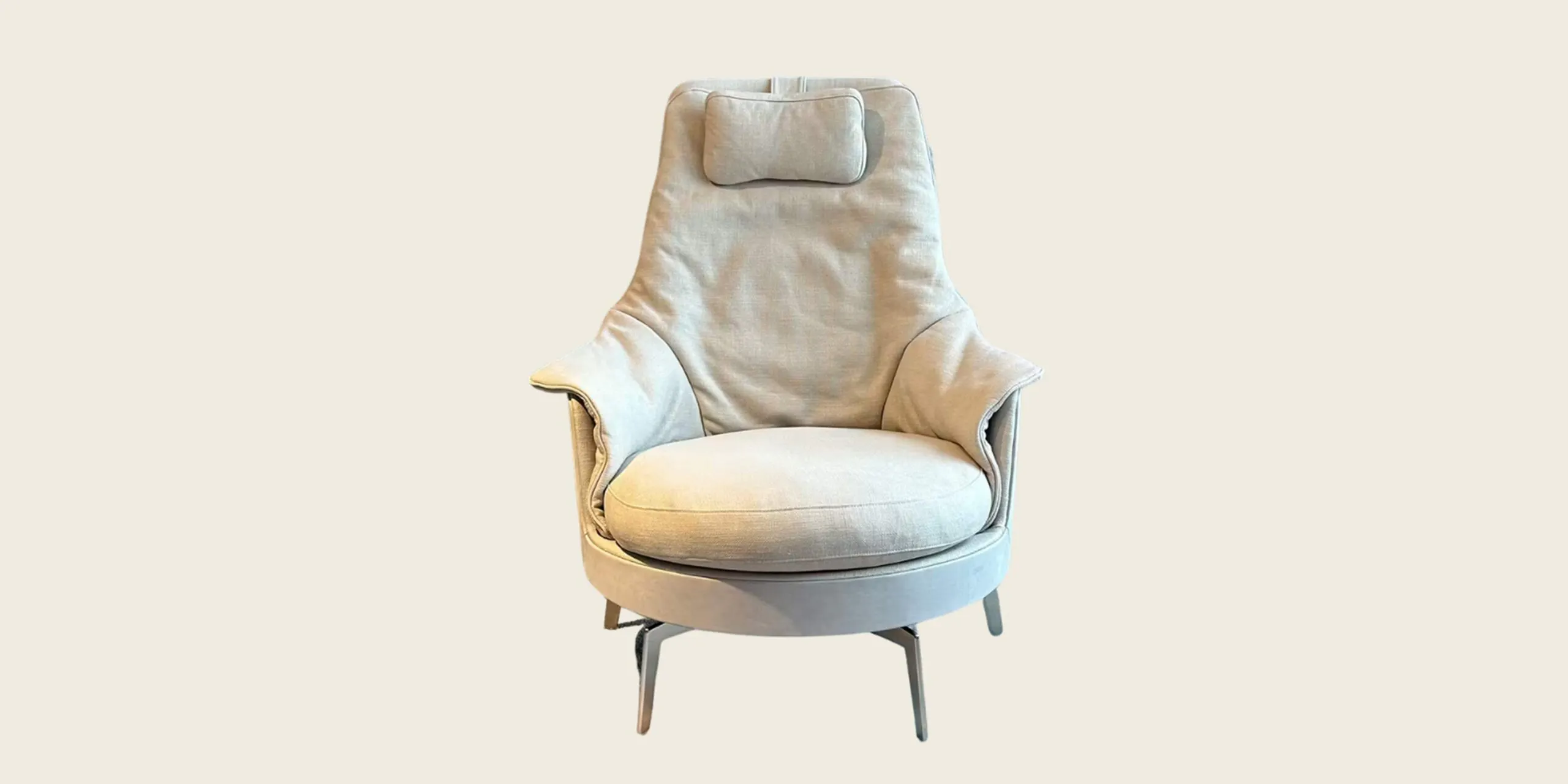 Guscio Alto Light Armchair by Flexform - In Stock