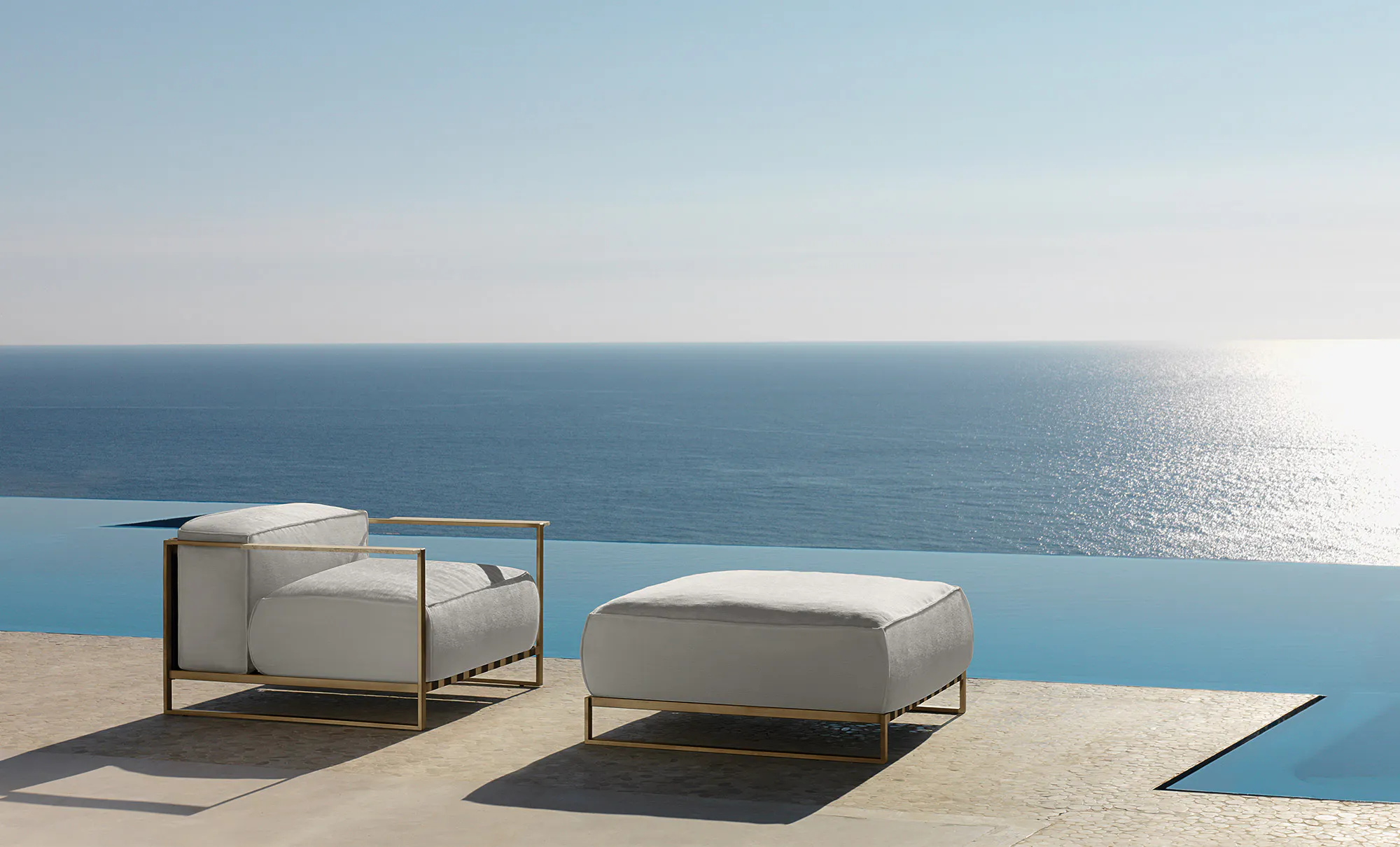 Outdoor Lounge Chairs