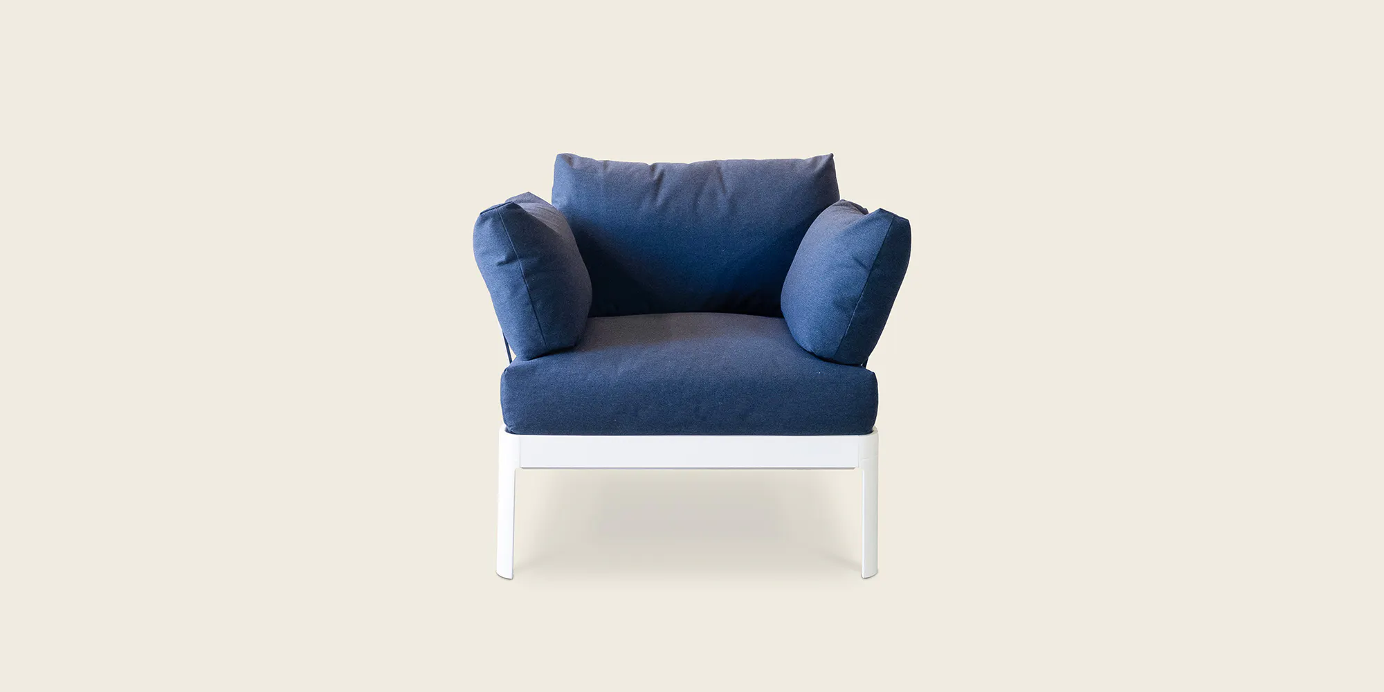 Alu Alu Outdoor Armchair - In Stock