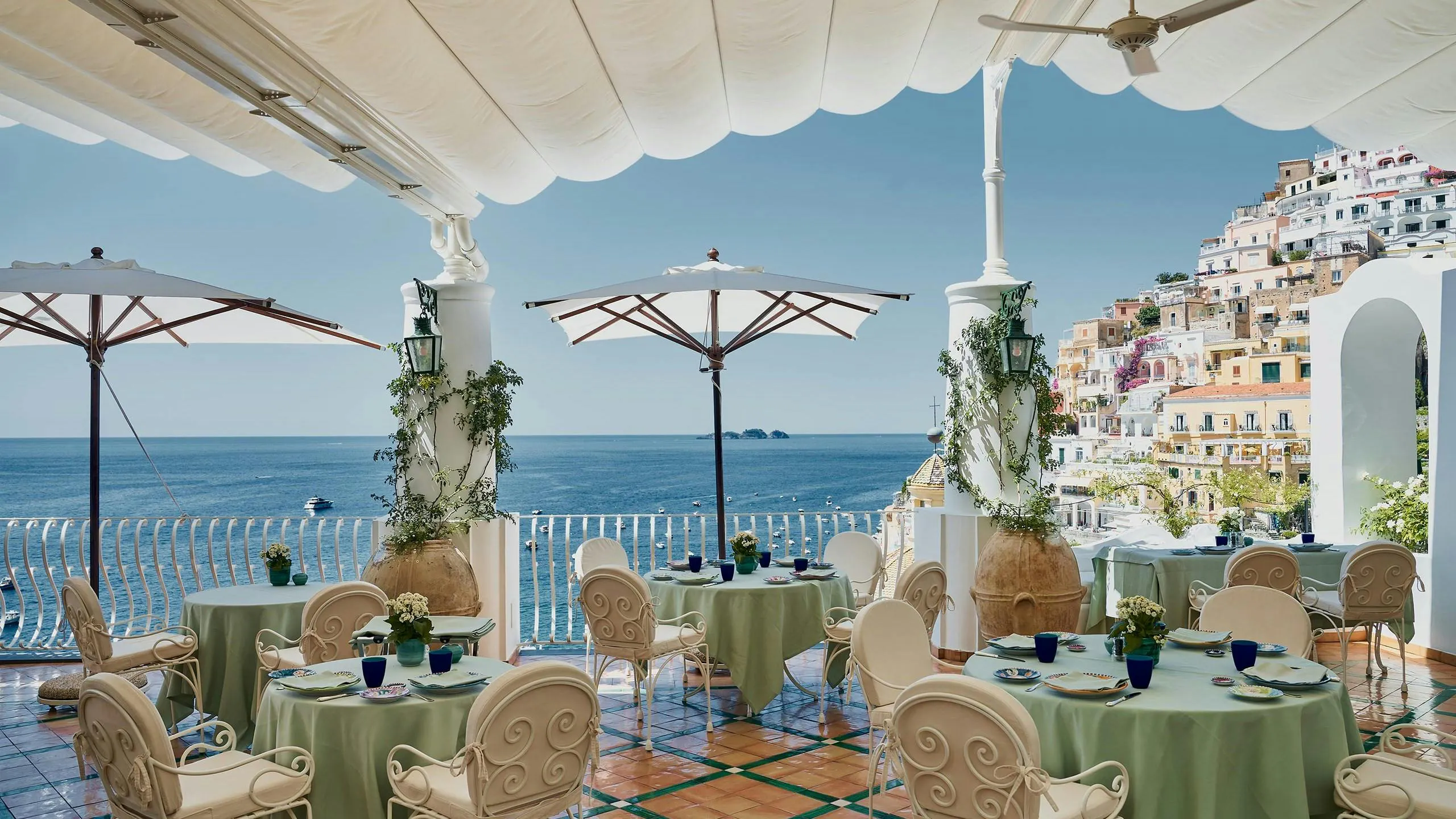 Prettiest Outdoor Restaurants in Italy